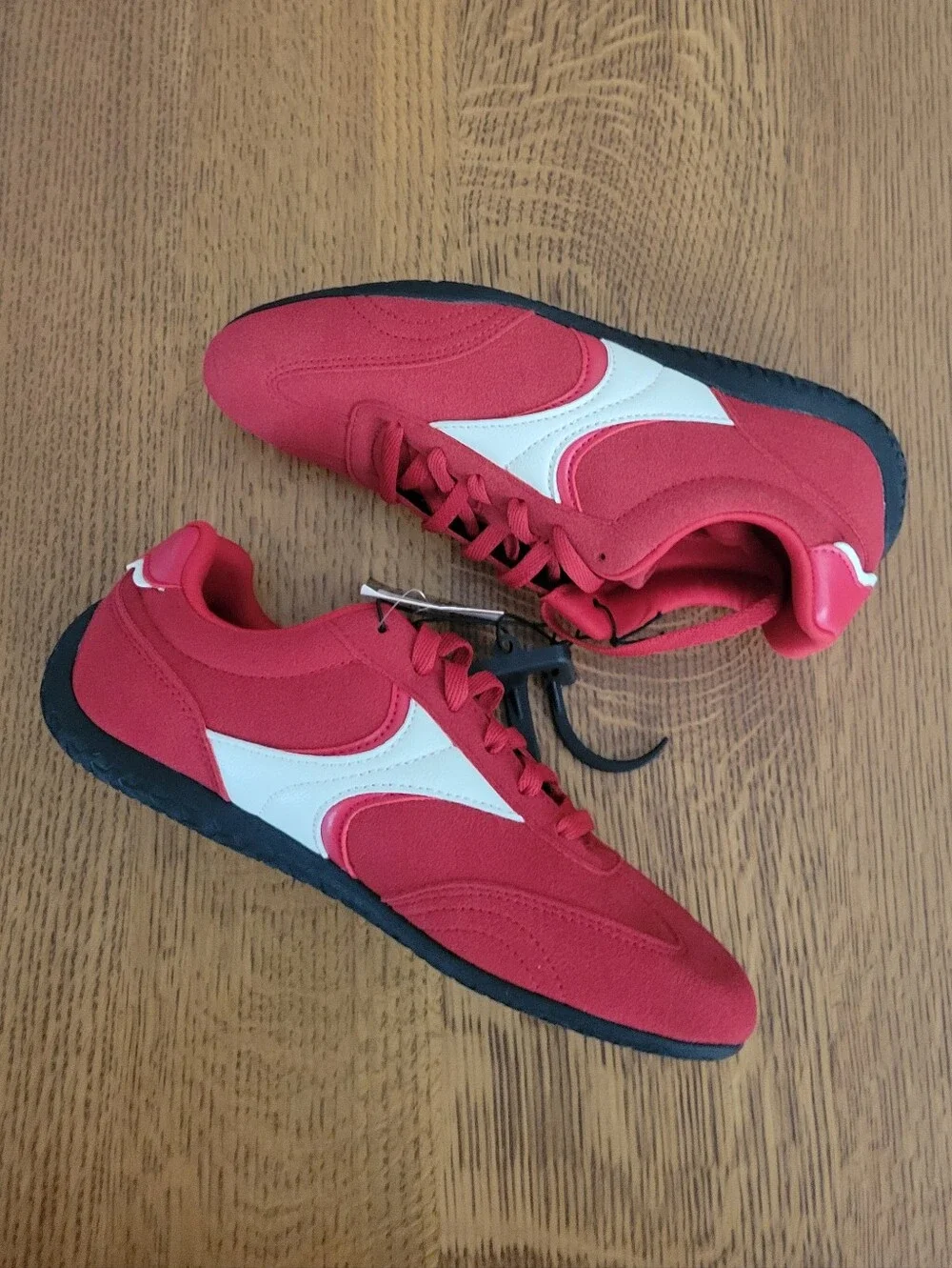 Avia Lifestyle Sneaker - Red & White
